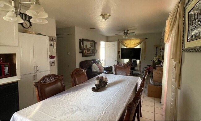 411 Amires Pl