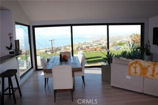 161 Via Pasqual in Redondo Beach, CA - Building Photo
