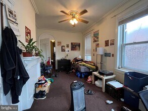 2032 N Carlisle St in Philadelphia, PA - Building Photo - Building Photo