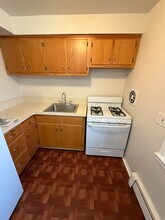 160 W Westfield Ave in Roselle Park, NJ - Building Photo - Building Photo
