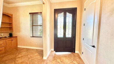 326 Yucca Rd in Fallbrook, CA - Building Photo - Building Photo
