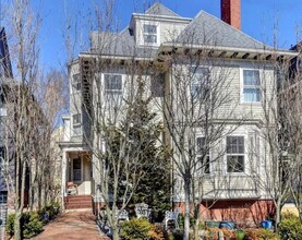 8 Barnes St in Providence, RI - Building Photo - Building Photo