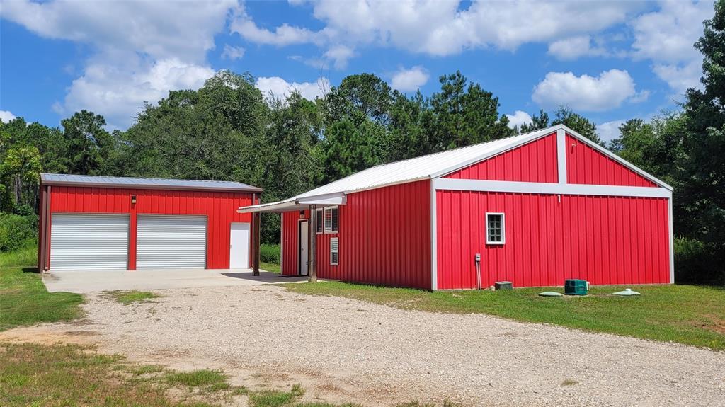 9420 Greenwood Dr in Cleveland, TX - Building Photo
