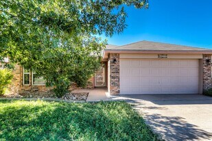 1211 Henry Ln in San Angelo, TX - Building Photo
