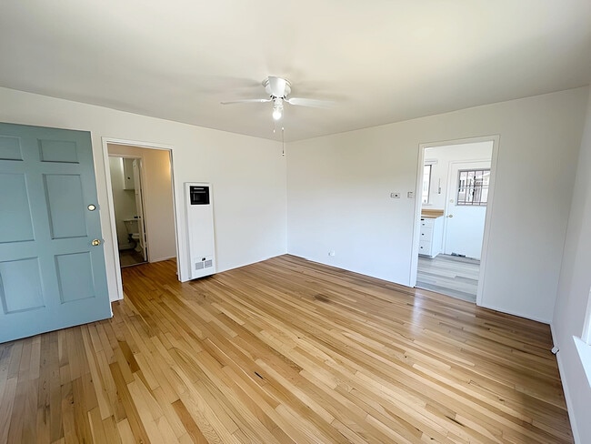 8521 Kittyhawk Ave, Unit 8521 in Los Angeles, CA - Building Photo - Building Photo