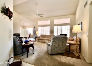 6973 S Oakmont Dr, Unit 1 in Chandler, AZ - Building Photo - Building Photo