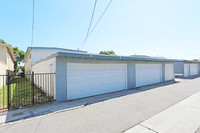 11581 Stuart Dr in Garden Grove, CA - Foto de edificio - Building Photo