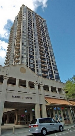 Hale Pauahi Towers in Honolulu, HI - Building Photo - Building Photo