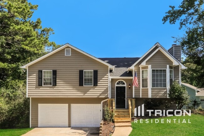 property at 236 Hampton Dr