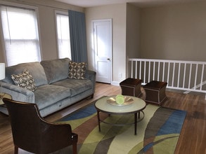 Gardens Apartment in Baltimore, MD - Building Photo - Building Photo