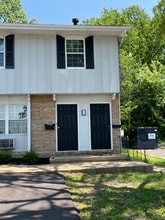 428 Sheraton Dr NW in North Canton, OH - Building Photo - Building Photo