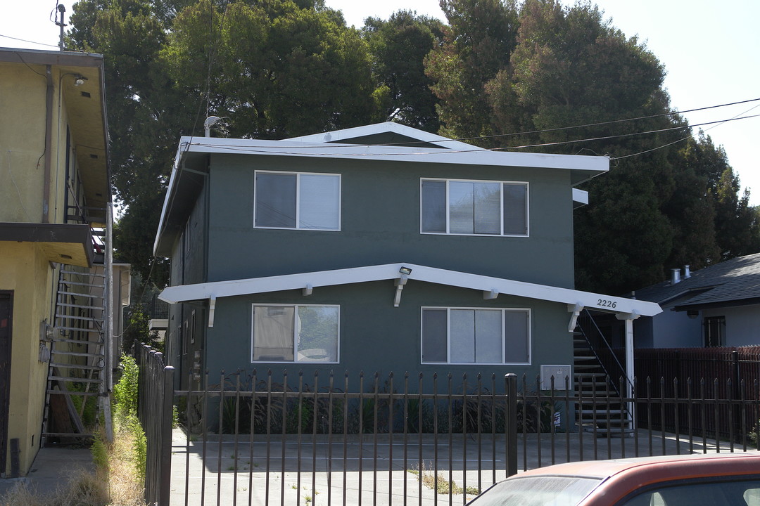 2226 83rd Ave in Oakland, CA - Building Photo