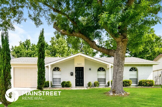 property at 5625 Sundown Ln
