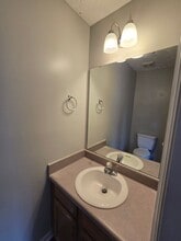 236 Coachman Way in Sanford, NC - Building Photo - Building Photo