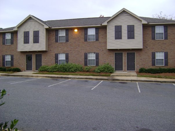 Trace Townhomes in Columbus, GA - Building Photo