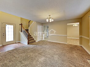 1 Arbor Cove Dr in Stockbridge, GA - Building Photo - Building Photo