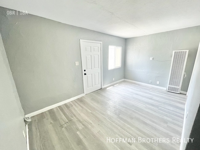 441 W Santa Cruz St