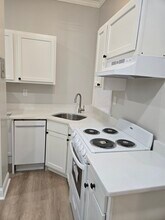 1161 Commonwealth Ave, Unit 5 in Boston, MA - Building Photo - Building Photo
