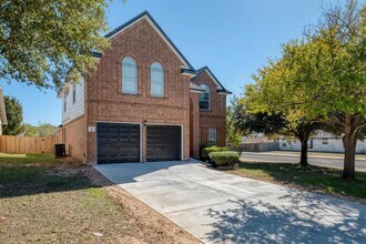 277 Paddington Dr in Kyle, TX - Building Photo - Building Photo