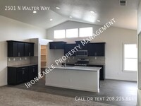 2501 N Walter Wy in Star, ID - Foto de edificio - Building Photo