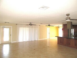 4429 Crews Ct in Port Charlotte, FL - Building Photo - Building Photo