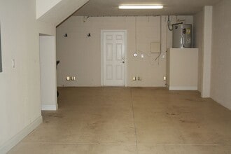 9705 Bay Grove Ln in Tampa, FL - Building Photo - Building Photo