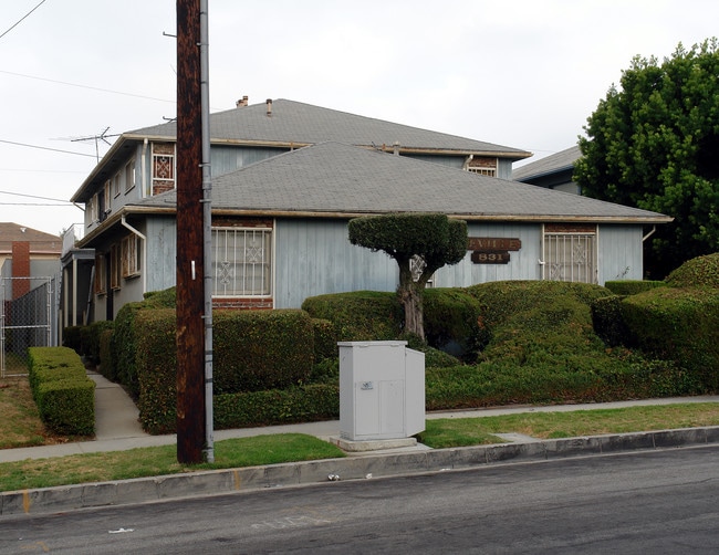 831 Austin Ave in Inglewood, CA - Building Photo - Building Photo