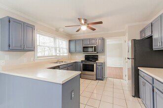 7408 Kinsmore Ln in Charlotte, NC - Building Photo - Building Photo