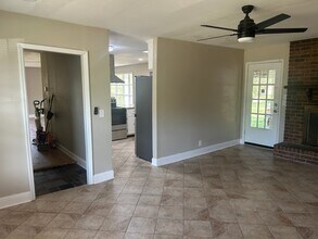 403 E Northfield Blvd in Murfreesboro, TN - Foto de edificio - Building Photo