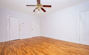 504 Washington St in Hoboken, NJ - Building Photo - Building Photo