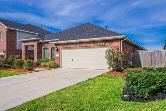 14610 Bending Maple Dr in Houston, TX - Building Photo - Building Photo