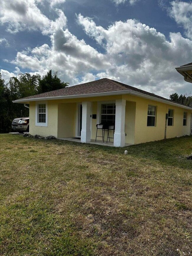 12104 69th St N in West Palm Beach, FL - Building Photo - Building Photo