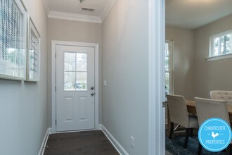 2528 Reynolds Dr in Graham, NC - Foto de edificio - Building Photo