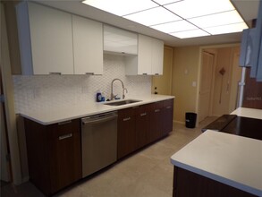 2839 Via Paloma Dr in Punta Gorda, FL - Building Photo - Building Photo