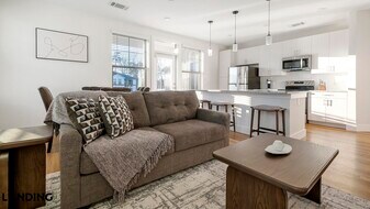 11122 Hambright Jct Dr, Unit F306 in Huntersville, NC - Building Photo