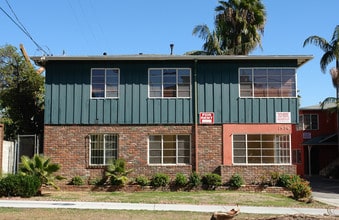 1554 N Alexandria Ave in Los Angeles, CA - Building Photo - Building Photo