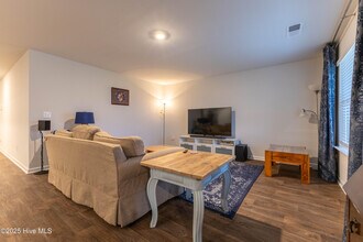 509 Birdsong Dr in Surf City, NC - Building Photo - Building Photo