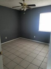 1608 Norma Ln-Unit -2 in Edinburg, TX - Foto de edificio - Building Photo