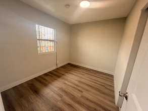 115 E Colden Ave in Los Angeles, CA - Building Photo - Building Photo