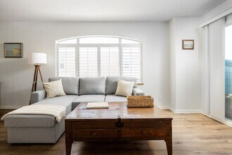 714 Isthmus Ct in San Diego, CA - Building Photo - Building Photo