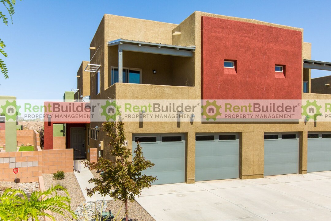 1659 Domino Dr SE in Albuquerque, NM - Building Photo