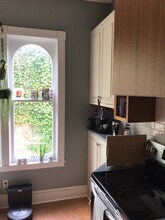 212 S Albany St, Unit Apartment1 in Ithaca, NY - Building Photo - Building Photo