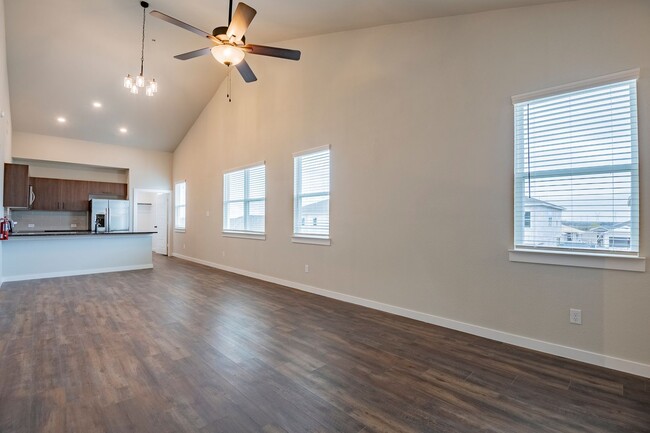 639 Wheatfield Dr in Venus, TX - Building Photo - Building Photo