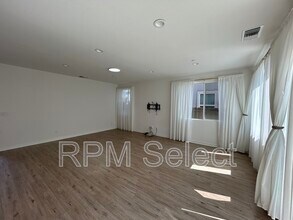 772 Carnation Dr in Vacaville, CA - Building Photo - Building Photo