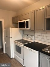 1200 9th St in Eddystone, PA - Foto de edificio - Building Photo