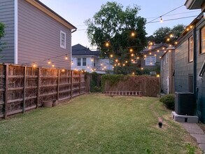 2304 Southgate Blvd in Houston, TX - Foto de edificio - Building Photo