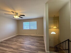 2459 S St Clair St in Wichita, KS - Building Photo - Building Photo