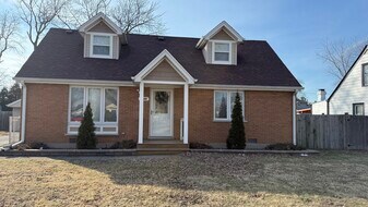 8408 S Lorel Ave in Burbank, IL - Building Photo