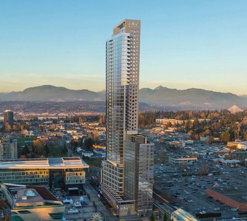 13495-13495 Central Ave in Surrey, BC - Building Photo