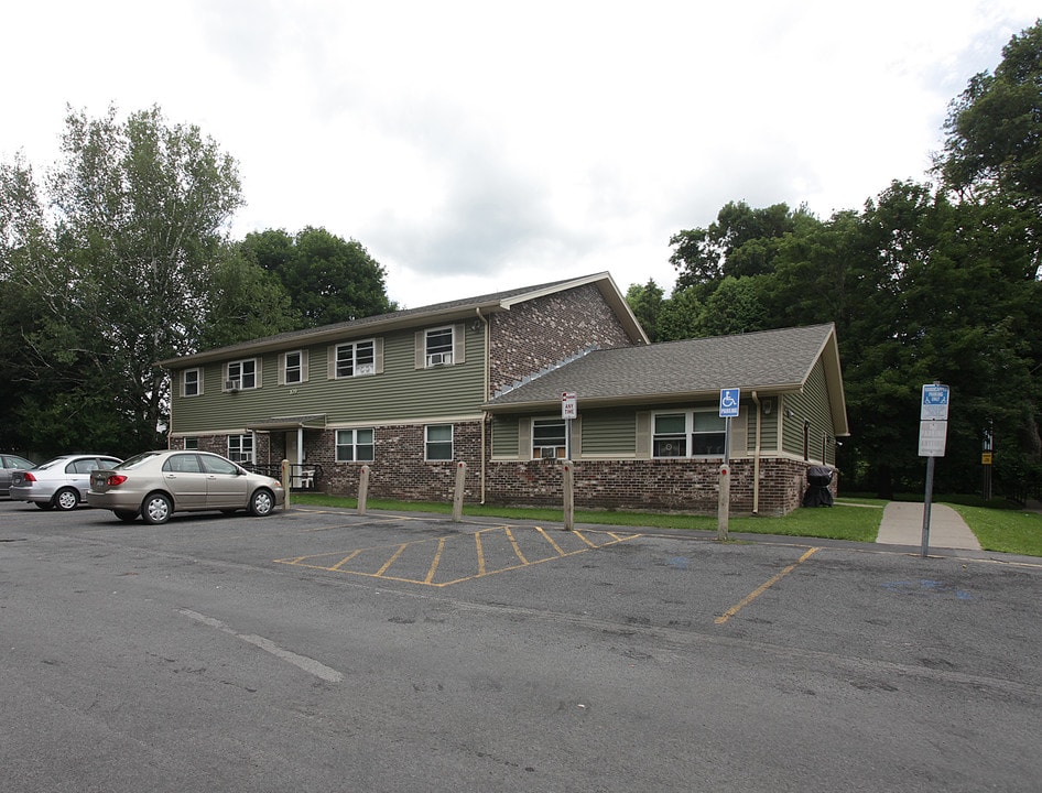 Colonial Manor Apartments in Ilion, NY - Building Photo